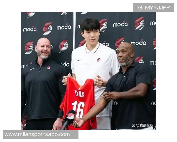 拓记：批评杨瀚森不如关注克罗宁的选秀策略与决策失误