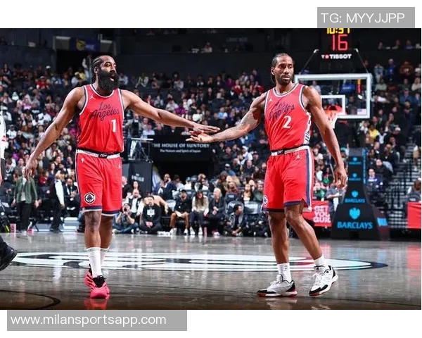 快船首发阵容调整哈登邓恩小琼斯巴图姆祖巴茨迎战缺席的小卡比尔 快船首发阵容调整哈登邓恩小琼斯巴图姆祖巴茨迎战缺席的小卡比尔