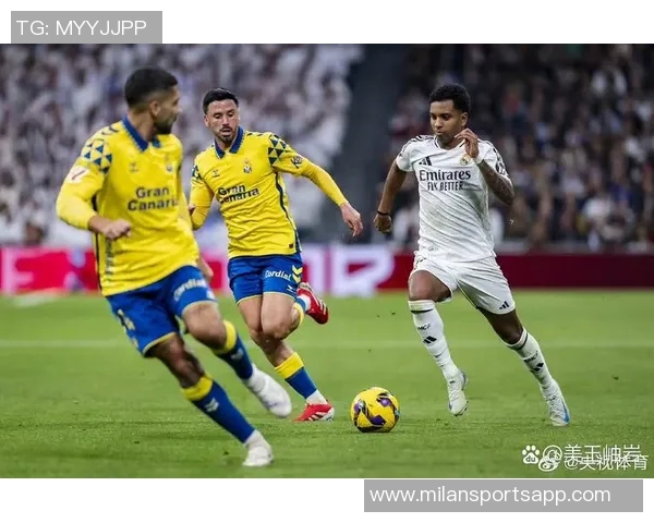 姆巴佩破门助皇马逆转巴萨终结对亚马尔六连败的尴尬纪录 姆巴佩破门助皇马逆转巴萨终结对亚马尔六连败的尴尬纪录