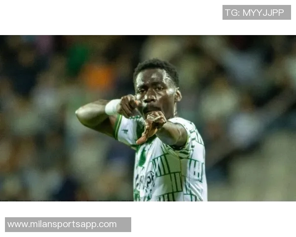 法国队顽强追平阿塞拜疆古斯托助攻马特塔头球破门精彩瞬间