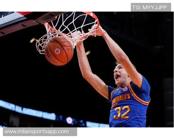 弗拉格表现不佳尽管得分可观负值27成为全场最低引发关注