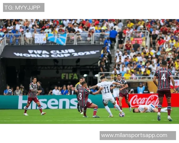 41岁弟媳自由身离开弗鲁米嫩塞力争重返米兰与欧洲赛场