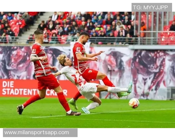 阿贾克斯与格罗宁根补赛因球迷烟火事件决定闭门进行