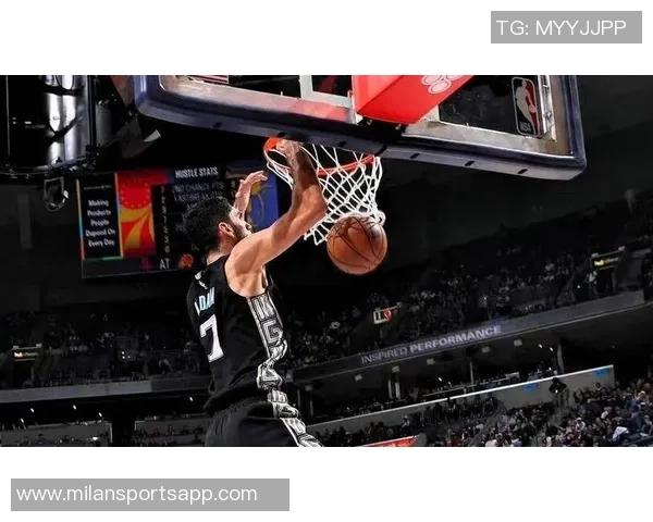 凯肖恩乔治赞惠特摩尔永不放弃为球队注入强大进攻动力