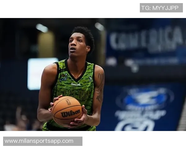 独行侠与几内亚中锋穆萨西塞达成双向合同签约协议