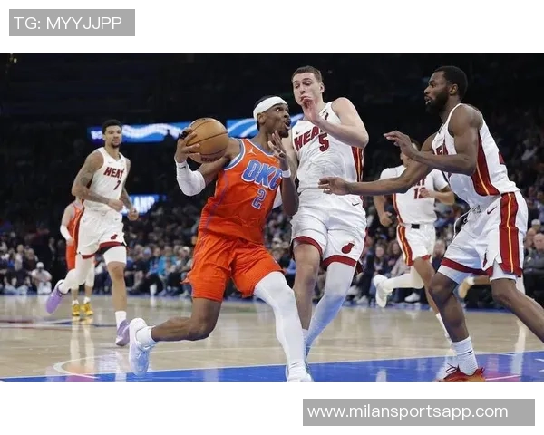 国王队本赛季首次连胜成功击败掘金与森林狼展现强劲实力