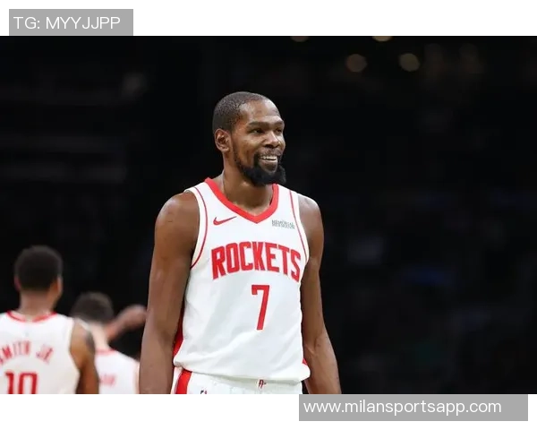 火箭美女记者谈论KD运动员人性与隐私尊重的重要性