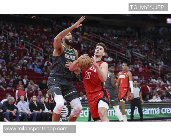 戈贝尔半场表现亮眼高效拿下10分9板3助攻1盖帽助力球队争胜