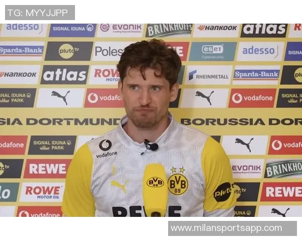 科贝尔克服背伤与感冒成功通过多特体能测试获准出战法兰克福